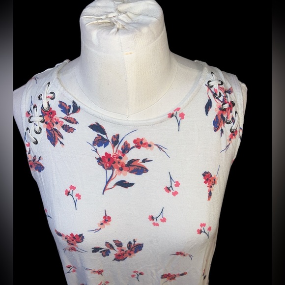 MAURICES | ASYMMETRICAL FLORAL SLEEVELESS CREW NECK TOP WOMENS SZ SMALL - Picture 6 of 7